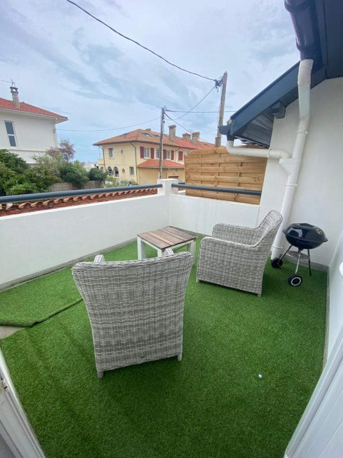 Surf Terrasse Vue Apartment *